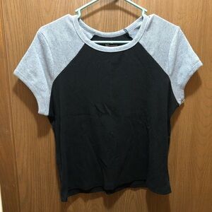 No Boundaries cropped shirt